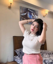 Simriti +971529824508